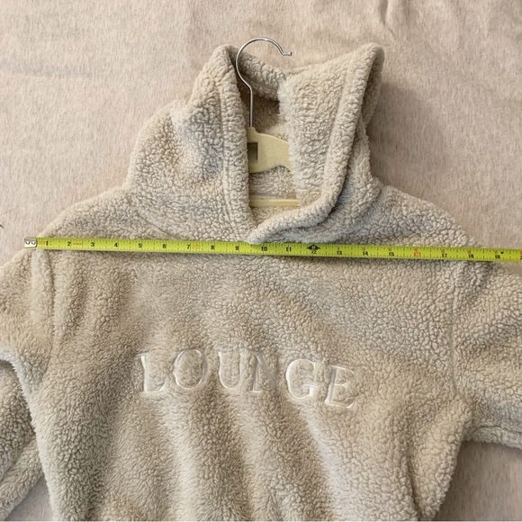 LOUNGE Underwear Cozy Teddy Crop Hoodie - Picture 8 of 9
